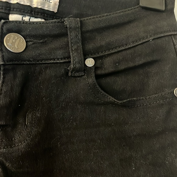 Black Low Rise Skinny-Straight Jeans - Picture 3 of 9